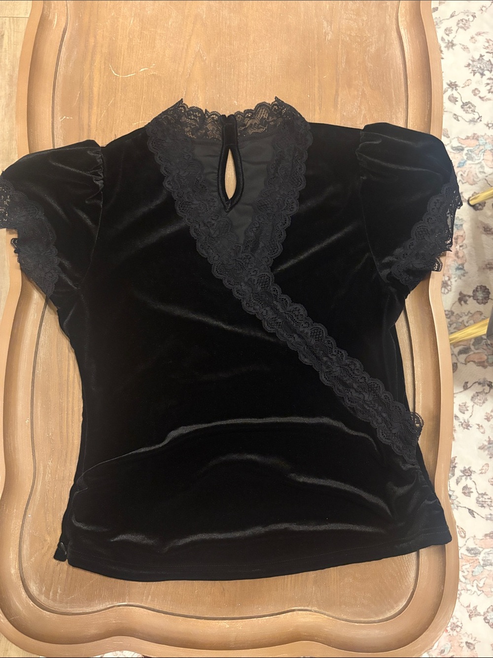 Black Velvet Lace Trim Short Sleeve Top